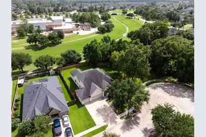 13310 Dove Shores Court, Houston, TX 77044 - Photo 15
