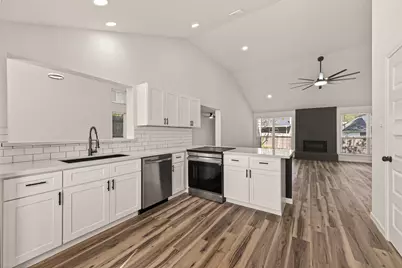 2915 Whispering Springs Dr, Spring, TX 77373 - Photo 17