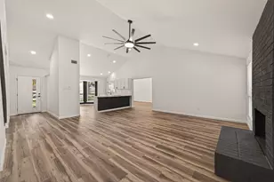 2915 Whispering Springs Dr, Spring, TX 77373 - Photo 7