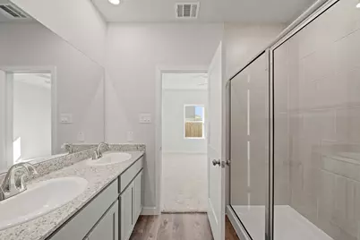 317 Bennett Street, Angleton, TX 77515 - Photo 9