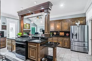 37922 Clubhouse Ln, Magnolia, TX 77355 - Photo 9