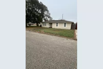 118 Tarpon Avenue, Galveston, TX 77550 - Photo 3