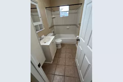 118 Tarpon Avenue, Galveston, TX 77550 - Photo 17