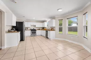 5918 Stirring Winds Ln, Houston, TX 77086 - Photo 13