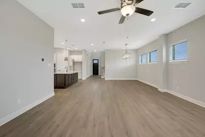 12203 Canal View Boulevard, Mont Belvieu, TX 77523 - Photo 33