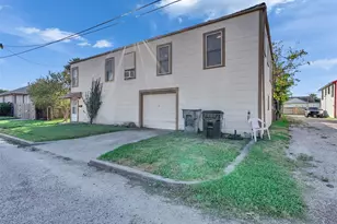 5019 Ave M 1/2, Galveston, TX 77551 - Photo 37