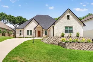 229 Blue Hill Dr, Montgomery, TX 77356 - Photo 1