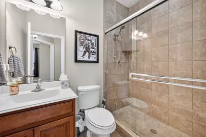 9642 Keeneland Circle, Mont Belvieu, TX 77523 - Photo 27