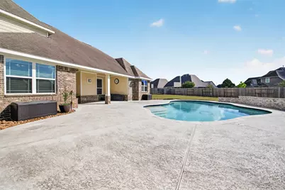 9642 Keeneland Circle, Mont Belvieu, TX 77523 - Photo 45