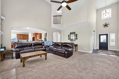 9642 Keeneland Circle, Mont Belvieu, TX 77523 - Photo 13