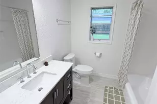 915 Circle Dr, Nederland, TX 77627 - Photo 9