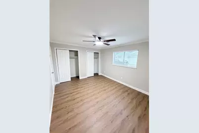 915 Circle Drive, Nederland, TX 77627 - Photo 7