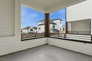 9207 Ft George St, Houston, TX 77063 - Photo 15