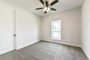6427 Tomahawk Dr, Baytown, TX 77523 - Photo 23