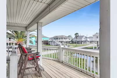 2946 Laguna Drive, Crystal Beach, TX 77650 - Photo 5