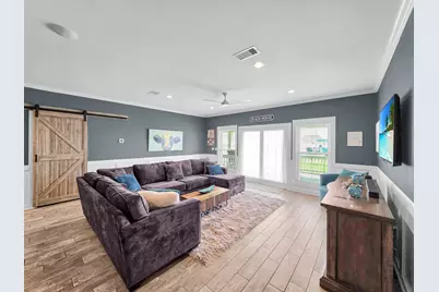 2946 Laguna Drive, Crystal Beach, TX 77650 - Photo 21