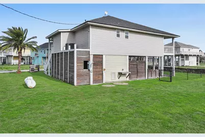 2946 Laguna Drive, Crystal Beach, TX 77650 - Photo 11