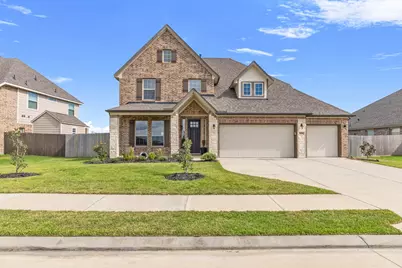 9718 Colonial Downs Drive, Mont Belvieu, TX 77523 - Photo 3