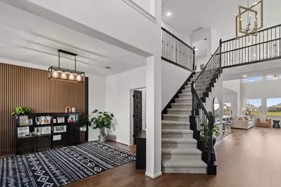 9718 Colonial Downs Drive, Mont Belvieu, TX 77523 - Photo 7