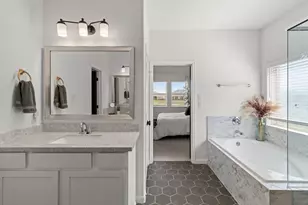 9718 Colonial Downs Dr, Mont Belvieu, TX 77523 - Photo 23