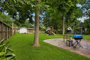610 Maryland St, Liberty, TX 77575 - Photo 5