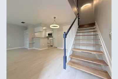2120 El Paseo Street #705, Houston, TX 77054 - Photo 3