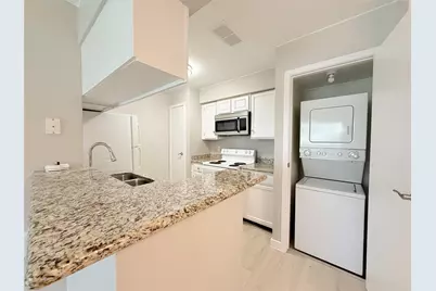 2120 El Paseo Street #705, Houston, TX 77054 - Photo 7