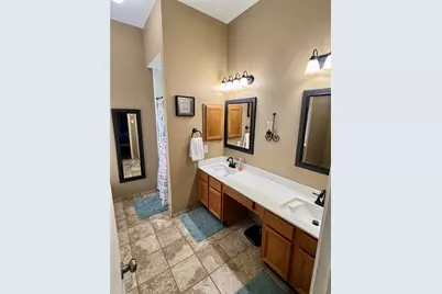 1806 Oak Wood Drive E, Pearland, TX 77581 - Photo 13