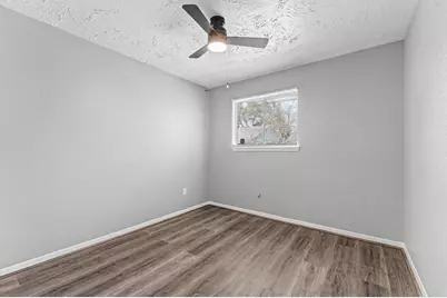 3218 Wuthering Heights Drive, Houston, TX 77045 - Photo 15