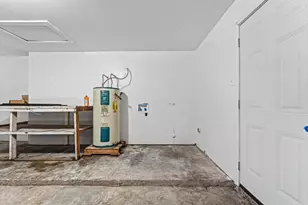 3218 Wuthering Heights Dr, Houston, TX 77045 - Photo 25