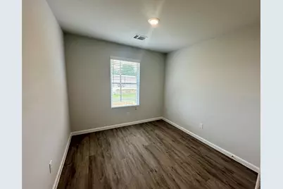501-509 Hines Avenue, Willis, TX 77378 - Photo 9