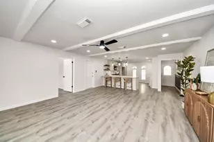 4611 Northrup Dr, Houston, TX 77092 - Photo 19