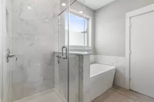 719 Schwartz St, Houston, TX 77020 - Photo 11