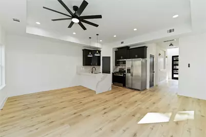 4605 Siegel Street #A, Houston, TX 77009 - Photo 9