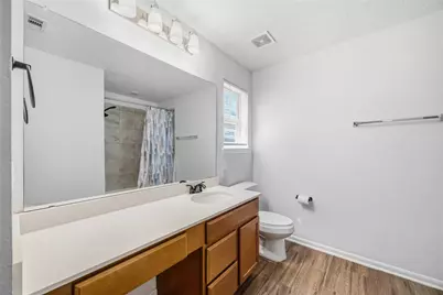 15607 Pennfield Point Court, Houston, TX 77044 - Photo 19