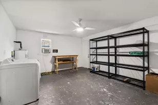 714 Ridge St, Houston, TX 77009 - Photo 29
