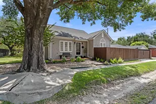 714 Ridge St, Houston, TX 77009 - Photo 1