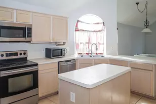 6223 Newbury Dr, Katy, TX 77449 - Photo 9