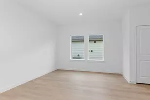 1042 Garnet Rain Dr, Beasley, TX 77417 - Photo 11