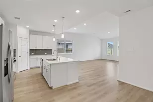 5217 Redbud Vly Dr, Pearland, TX 77584 - Photo 3