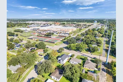 1327 5th Avenue N, Texas City, TX 77590 - Photo 39