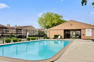 10555 Turtlewood Ct, Houston, TX 77072 - Photo 17