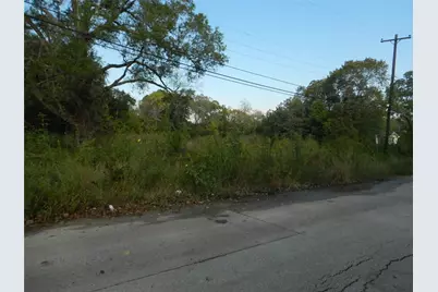 1034 Niagara Street, Houston, TX 77051 - Photo 5