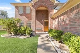 11723 Turtle Lake Dr, Houston, TX 77064 - Photo 3