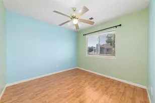 11723 Turtle Lake Dr, Houston, TX 77064 - Photo 11