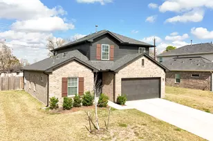 420 Magnolia St, Richwood, TX 77566 - Photo 1