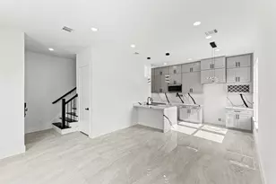 7540 Dyer St, Houston, TX 77088 - Photo 5