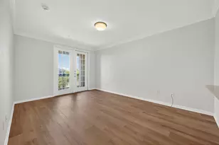 7575 Kirby Dr, Houston, TX 77030 - Photo 3