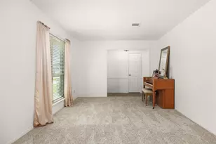 3002 Village Ln, Deer Park, TX 77536 - Photo 9