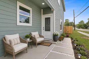 8027 Virgil St, Houston, TX 77088 - Photo 3